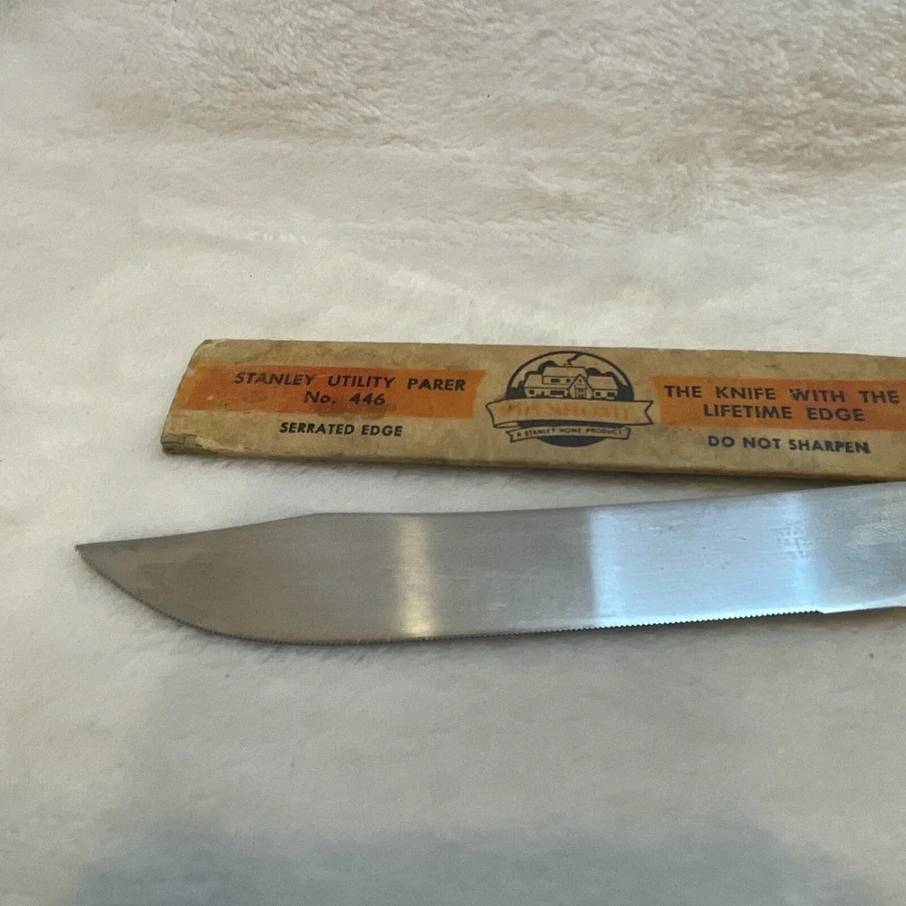 Vintage Stanley Home Products inc Westfield MA utility knife 446‎ serrated edge